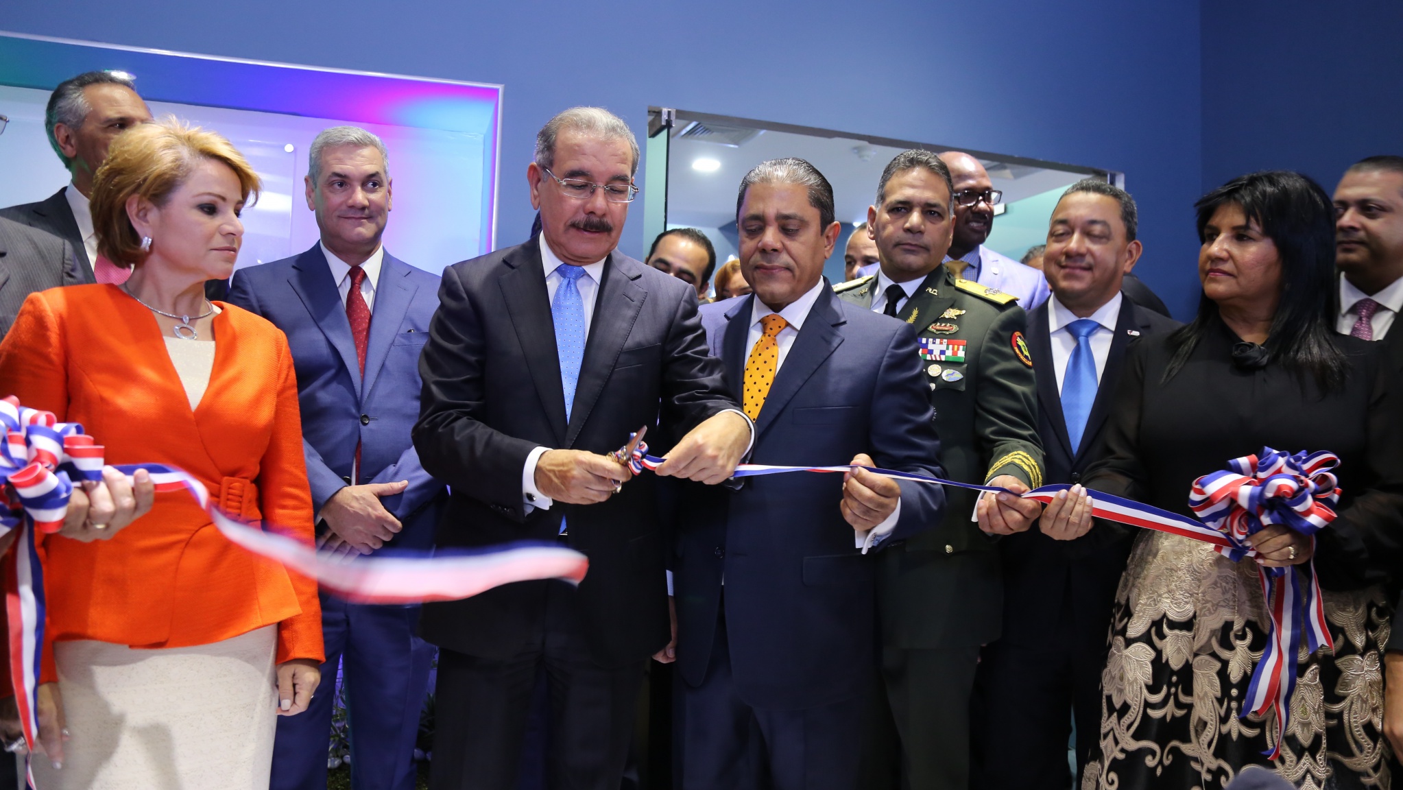 Presidente Medina encabeza inauguración edificio Departamento Aeroportuario