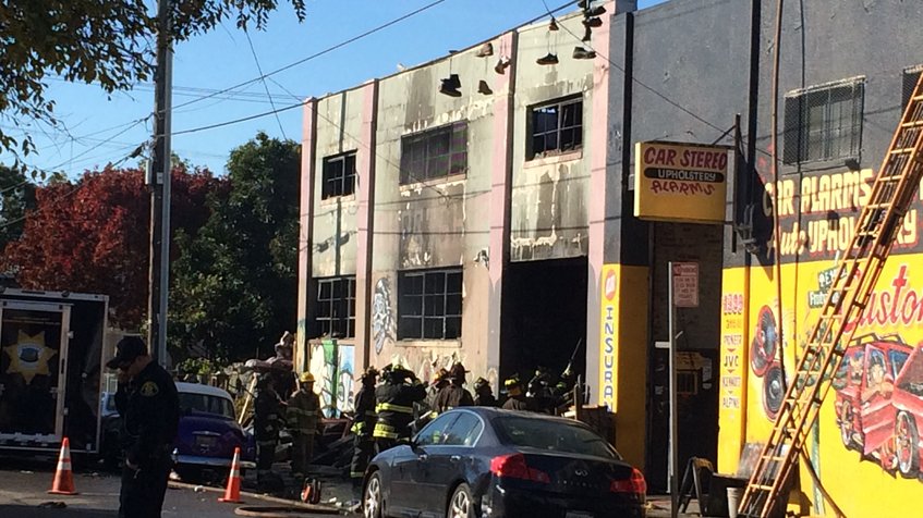 Asciende a 40 la cifra de muertos por incendio en Oakland