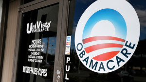 El Senado de EE.UU. vota a favor de revocar el Obamacare
