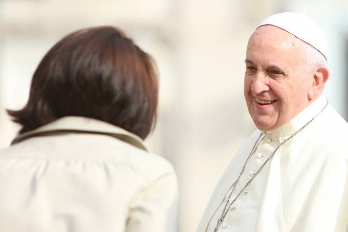Papa Francisco: Las mujeres son más valientes que los hombres