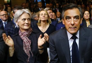 Candidato a la presidencia de Francia cuestionado por emplear a su esposa