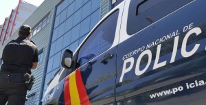 España: Fallece una niña de seis años en tras precipitarse desde un cuarto piso