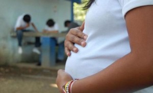 Argentina:Embriagan y violan niña de 12 años embarazada