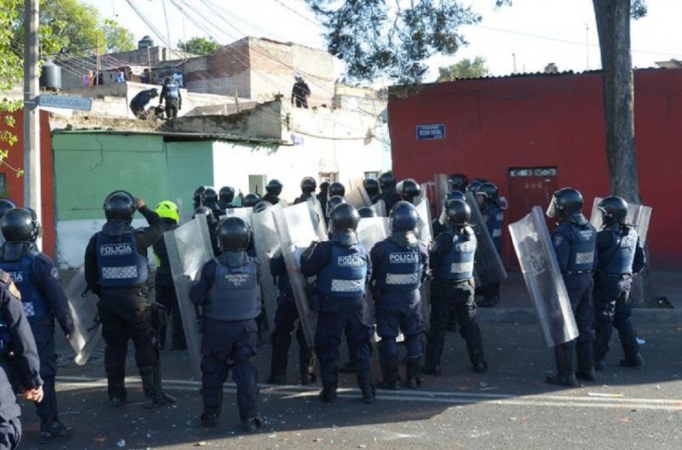 México:Un policía muerto y cinco heridos tras saqueos
