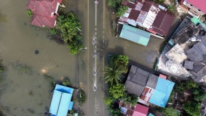 Cuatro muertos y miles de afectados por inundaciones en Tailandia