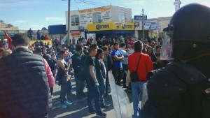 15 heridos y 70 detenidos por desalojo de planta petrolera en México