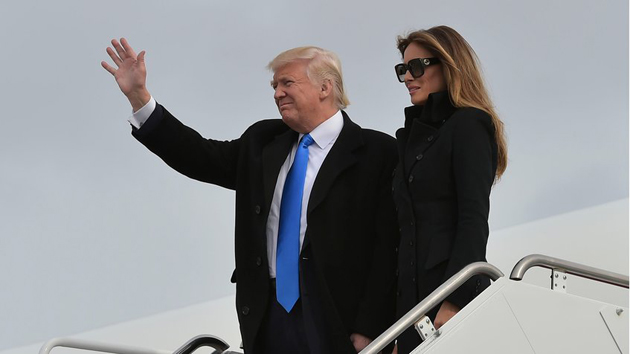Trump arribó a Washington para dar inicio a los actos de su investidura