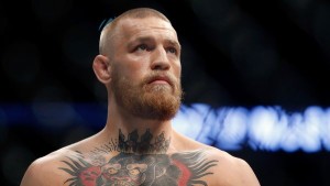Arrestan a Conor McGregor tras trifulca en UFC