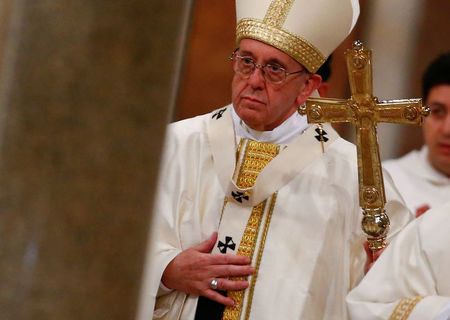 El Papa Francisco pide esperar a "ver qué pasa" con Trump