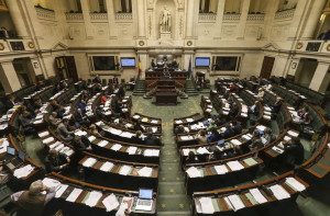 El Parlamento belga seguirá sirviendo alcohol gratis a los diputados
