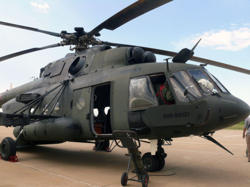 Venezuela: reanudan búsqueda aérea de helicóptero militar