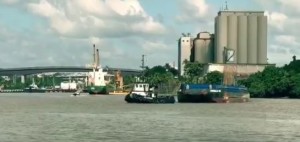 Medio Ambiente: dos embarcaciones más abandonan río Ozama
