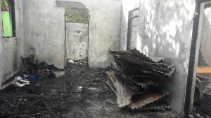 Incendio deja sin hogar a tres familias en Punta Cana