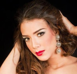 Ex candidata al Miss RD recolecta firma para pedir la destitución de Magalys Febles