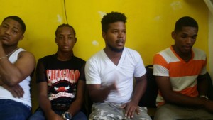 Jóvenes denuncian policías SPM los mantienen en zozobra