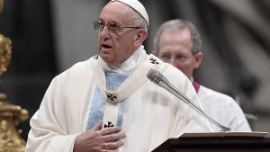 El papa Francisco felicta a Trump y le hace un pedido especial