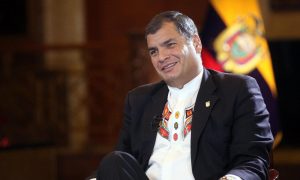 Expresidente Rafael Correa respalda la destitución de Lenín Moreno como jefe del partido Alianza País