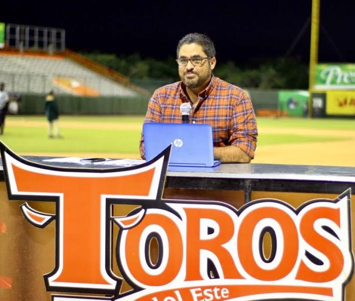 Toros del Este designan a Víctor Báez como director de prensa