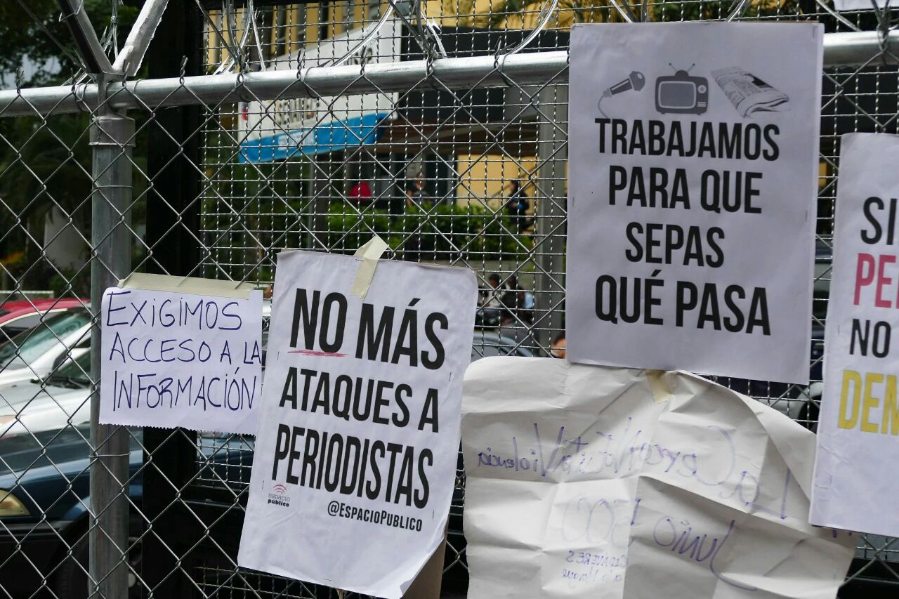 Diputados rechazan censura contra CNNEE en Venezuela y persecución a periodistas