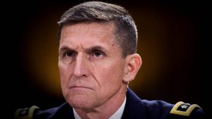 EEUU: Flynn fue despedido por un presidente y ahora le renuncia a otro