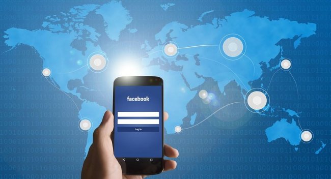 Facebook quiere solucionar con operadoras problemas de conectividad mundial