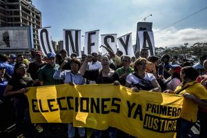 Diputados venezolanos realizan protesta 