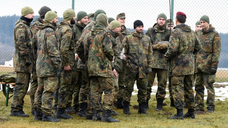Alemania aumenta su número de soldados tras las presiones de EEUU