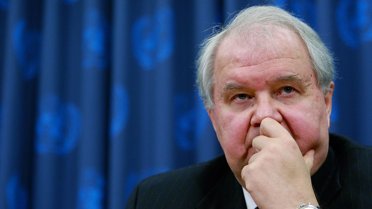 Canciller ruso denuncia macartismo en EEUU por caso Sessions
