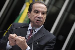 Canciller brasileño dice Venezuela se convirtió en una dictadura