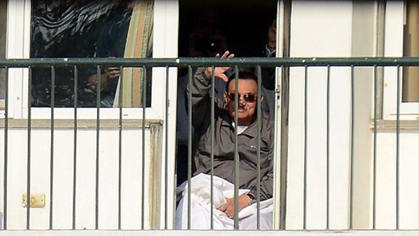 La justicia egipcia dejó en libertad al ex presidente Hosni Mubarak