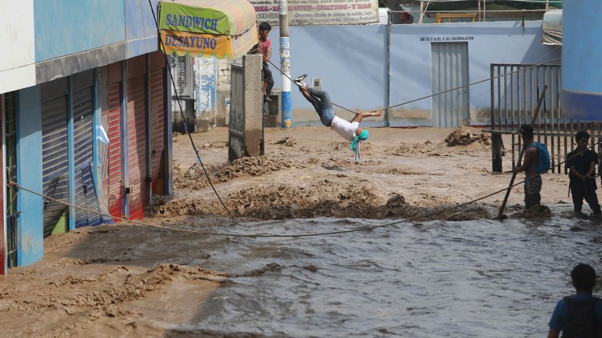 Senado español pide más ayuda para Perú tras inundaciones