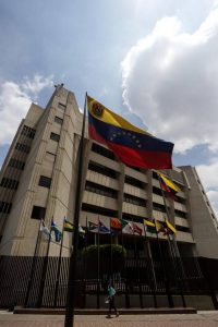 Supremo venezolano define límite de inmunidad de diputados y pide acciones