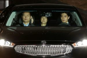 La expresidenta surcoreana Park pasa su primer día en la cárcel