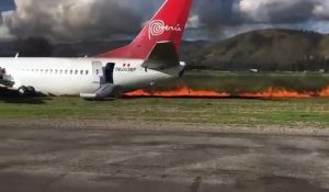 Avión de Peruvian Airlines se incendió en aeropuerto de una  ciudad del centro del Perú