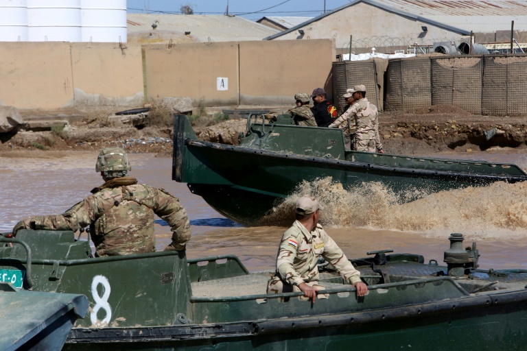 Las fuerzas iraquíes toman la sede del Gobierno provincial en Mosul