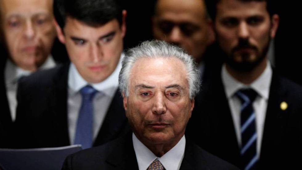Los fantasmas obligan al presidente de Brasil a dejar la residencia presidencial