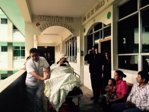 Guatemala: Trasladan a niñas quemadas a hospital de EEUU