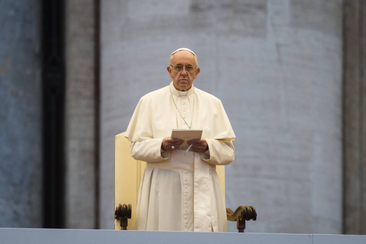 El Papa pidió a los confesores que dejen la dureza y sean humildes con quienes lo hacen
