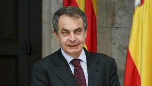 Expresidente español Rodríguez Zapatero arremete contra “oportunistas del malestar” como Donald Trump