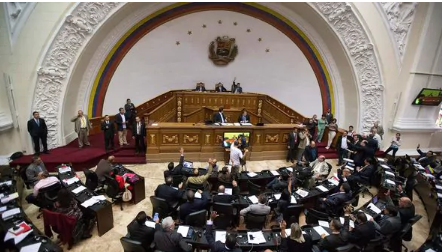 Venezuela : ONU solicita al Tribunal Supremo "reconsidere la decisión de asumir función legislativa"