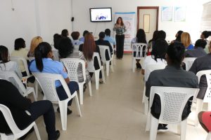 Departamento Aeroportuario y Fundación Mujer Pro-Solidaridad con Amor imparten taller