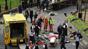 Cuatro muertos y 20 heridos en un atentado terrorista cerca del Parlamento británico en Londres