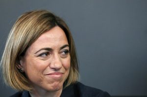 Muere la primera mujer ministra de Defensa en España
