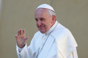 Papa Francisco pide al mundo “detener a los señores de la guerra”