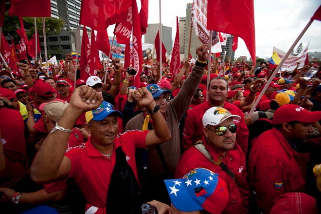 Chavismo convoca "marcha histórica" el mismo día que la oposición protestará