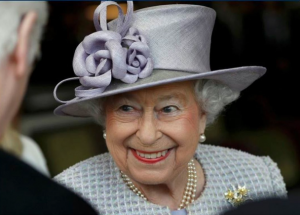 Isabel II cumple 91 años sin signos de ocaso