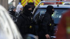 Francia: Detienen a dos yidahista armados a cinco días de las elecciones