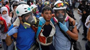 Gobierno de Nicolás Maduro vuelve a reprimir a la población civil y deja un nuevo muerto