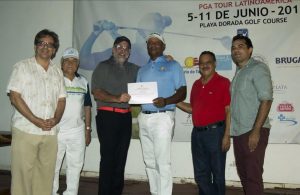 Julio Santos gana Copa Playa Dorada de Golf