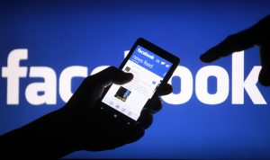 Facebook lanza ofensiva contra noticias falsas: Etiqueta de color rojo para identificarlas